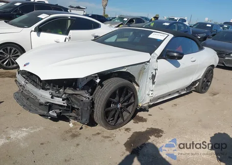 2023 BMW M850I xDrive z USA, uszkodzony, nr VIN WBAFY4C06PCM58010